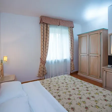 Antico Colle Toscano Resort 4*