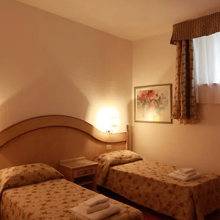 Antico Colle Toscano Resort 4*